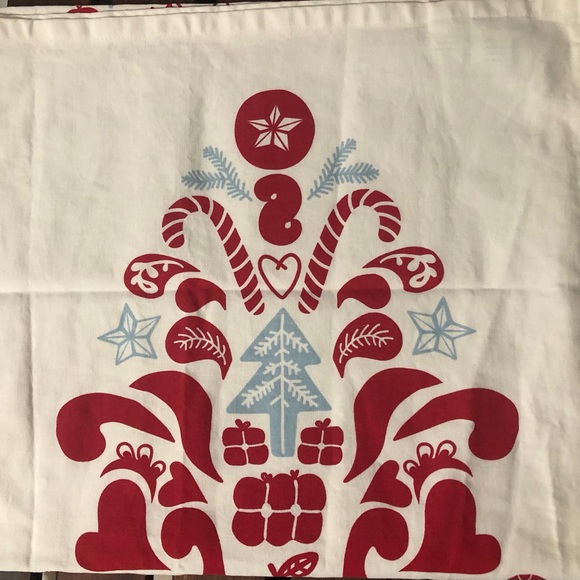 VINTERFEST Runner. Used and washed once. - Picture 3 of 3